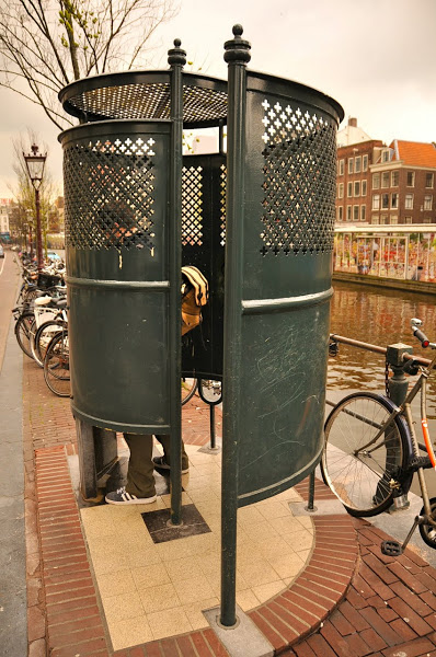 amsterdam-public-restrooms-