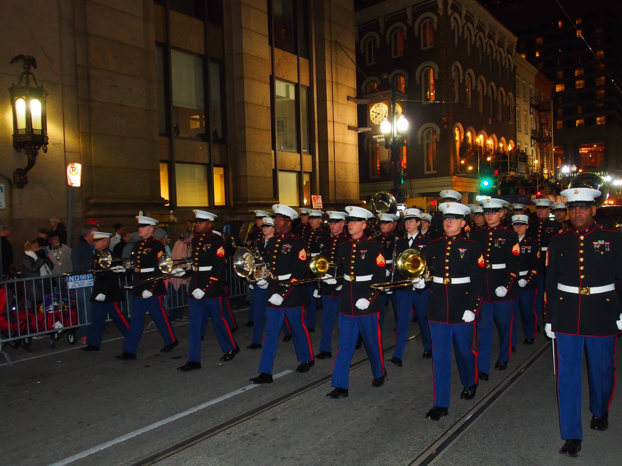 mardi-gras-parade-new-orleans-2