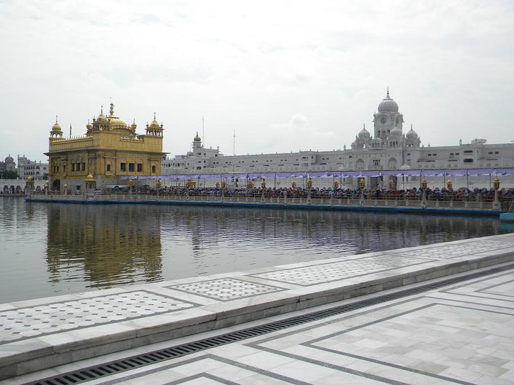 golden-temple-amritsar-marble-floor