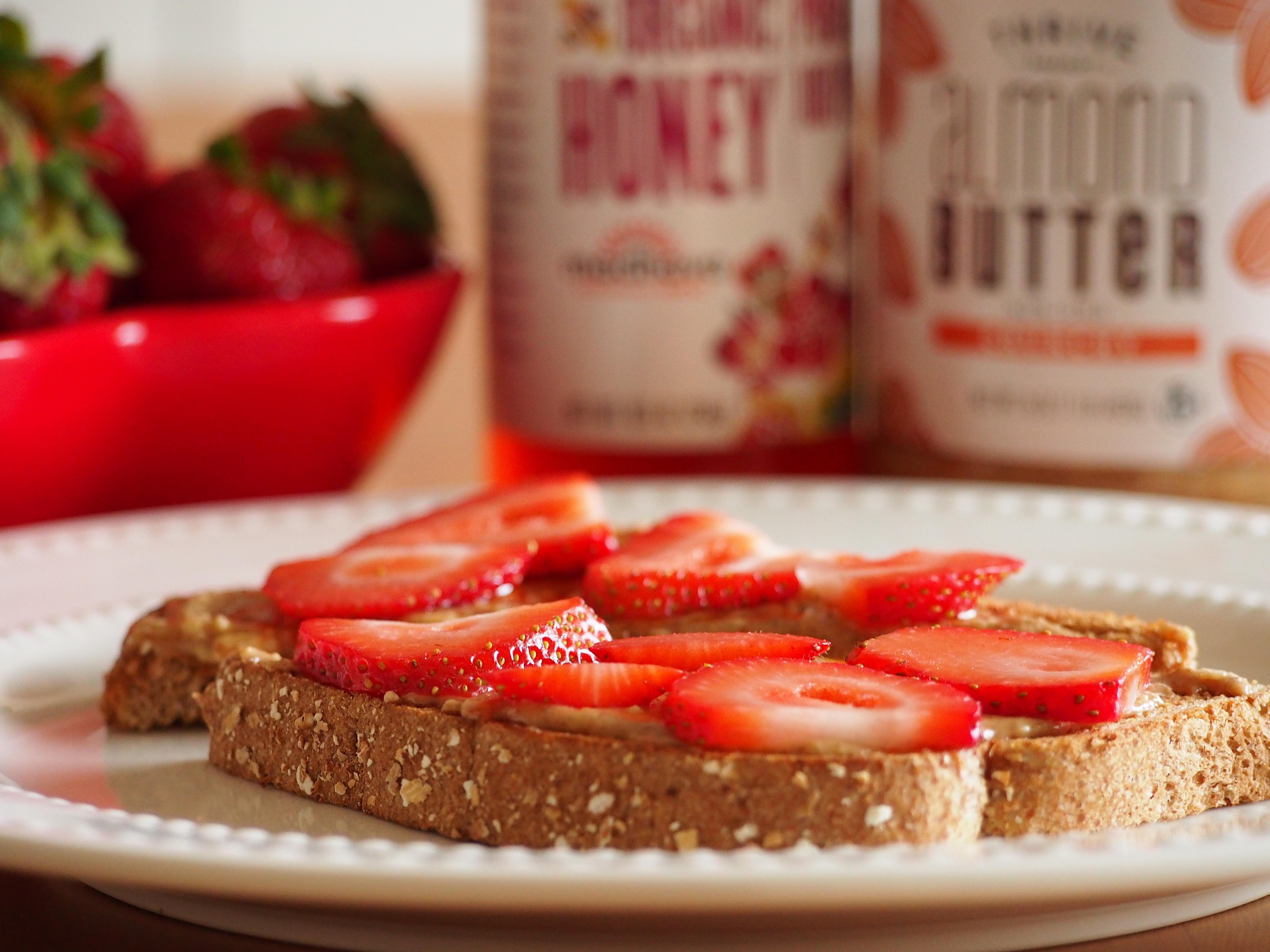 almond-butter-toast