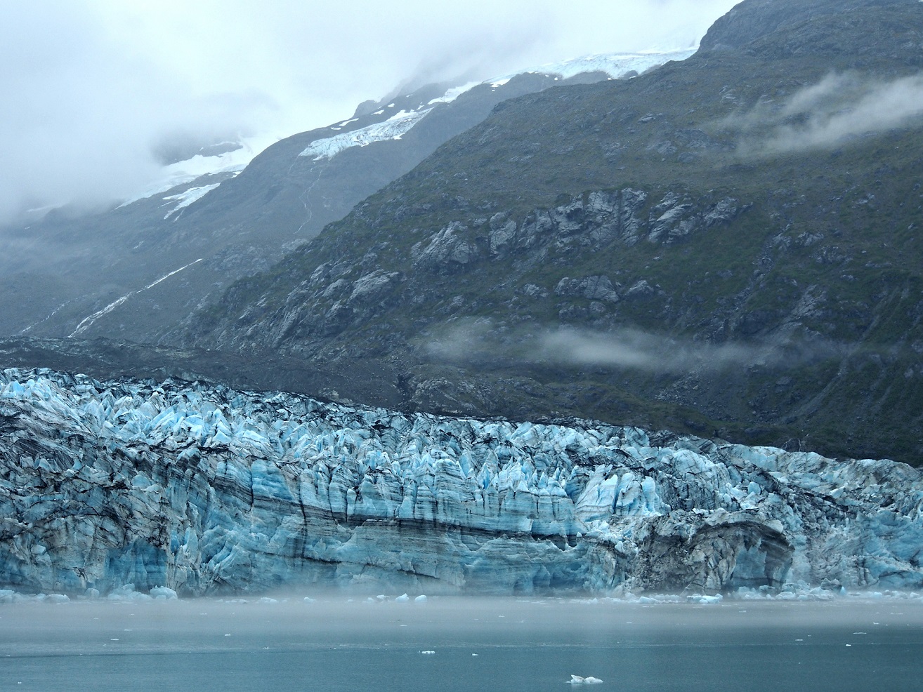 girlinchief-cruising-through-glacier-bay-alaska