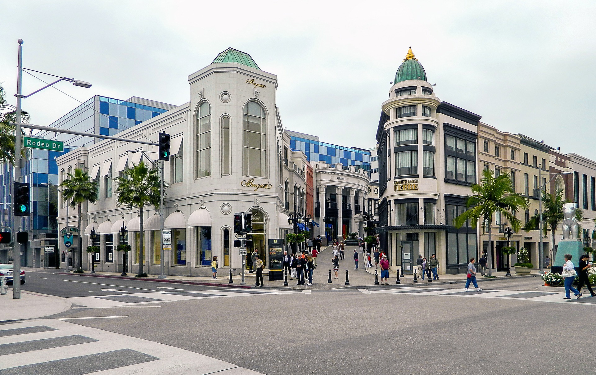 girlinchief-must-do-in-los-angeles-rodeo-drive